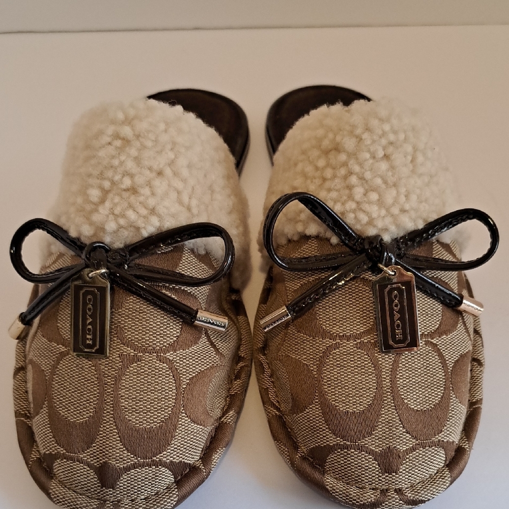 Coach Brown and Cream Slippers - Picture 4 of 8